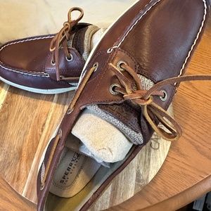 Sperry Womens Bluefish 2 eye Tan/Browm boat shoe